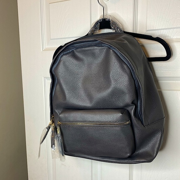 NWT JustFab Ash Black/Grey faux leather with leopard interior Backpack - Picture 5 of 8